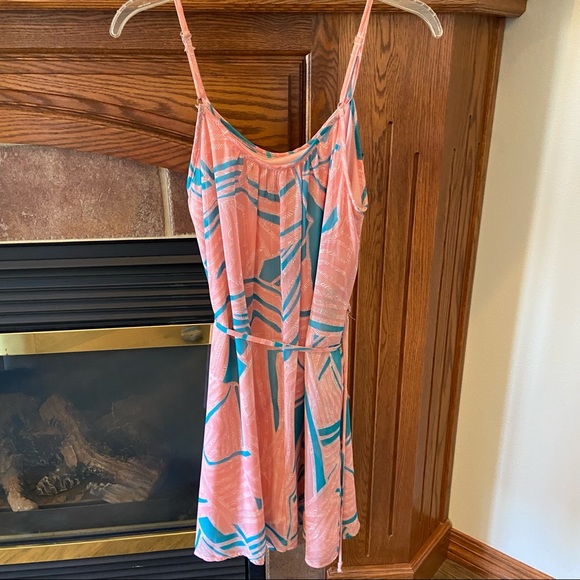 Forever21 Summer Dress
Size Medium - Picture 2 of 7